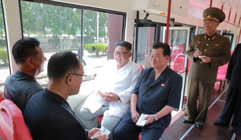 Kim Jong-Un en su visita a Pyongyang Kim Jong-Un en su visita a Pyongyang