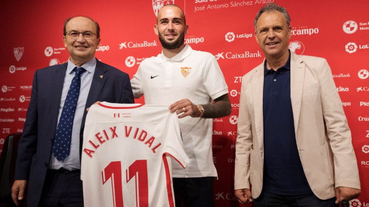 El Sevilla estudia presentar una reclamación por alineación indebida si el Barça juega con más de tres extracomunitarios
