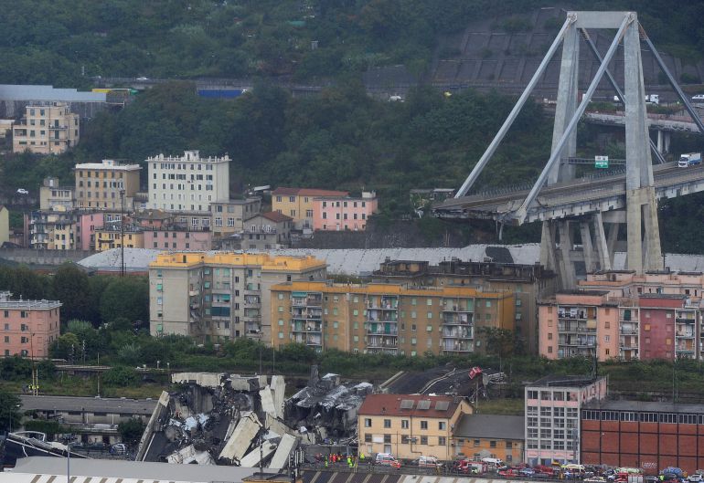 Imagen del viaducto caído. Imagen del viaducto caído.