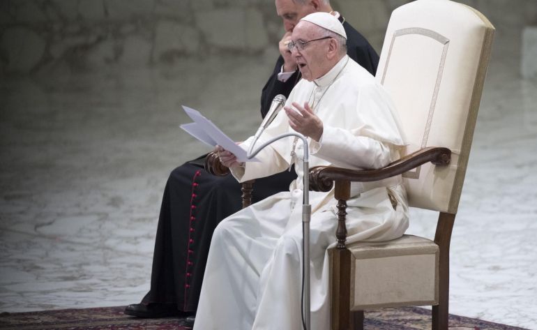 El Vaticano llama criminales a los curas que violaron a menores en Pensilvania El Vaticano llama criminales a los curas que violaron a menores en Pensilvania