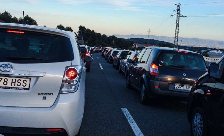 Diésel, gasolina o eléctricos: todos los coches contaminan Diésel, gasolina o eléctricos: todos los coches contaminan