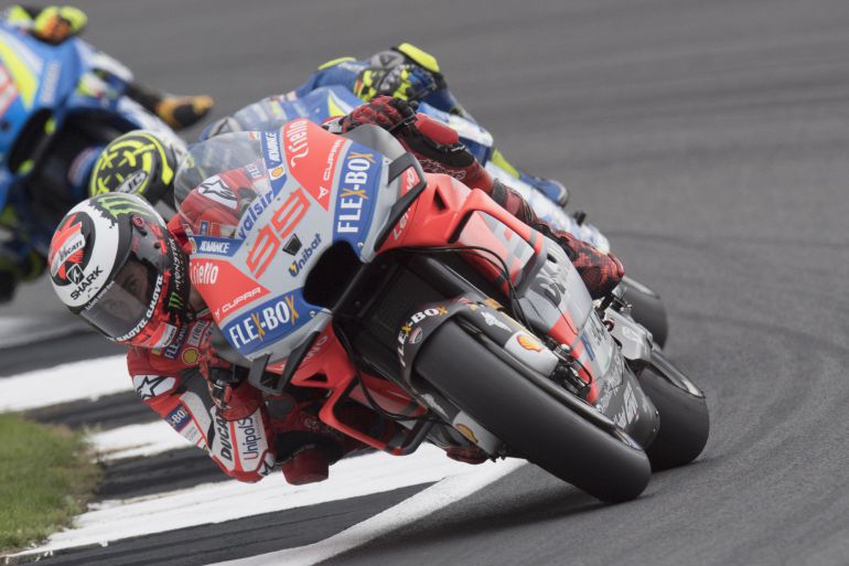 Lorenzo rueda en Silverstone Lorenzo rueda en Silverstone