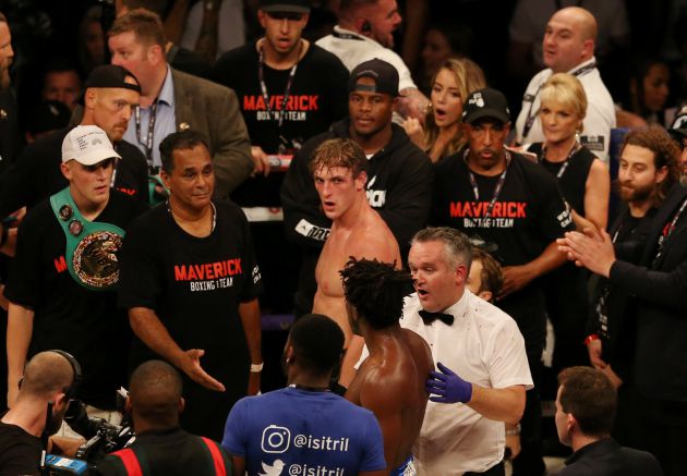 KSI v Logan Paul KSI v Logan Paul