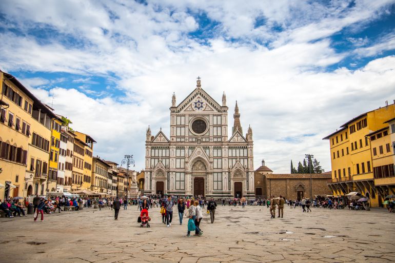 Iglesia de la Santa Croce, en Florencia. Iglesia de la Santa Croce, en Florencia.