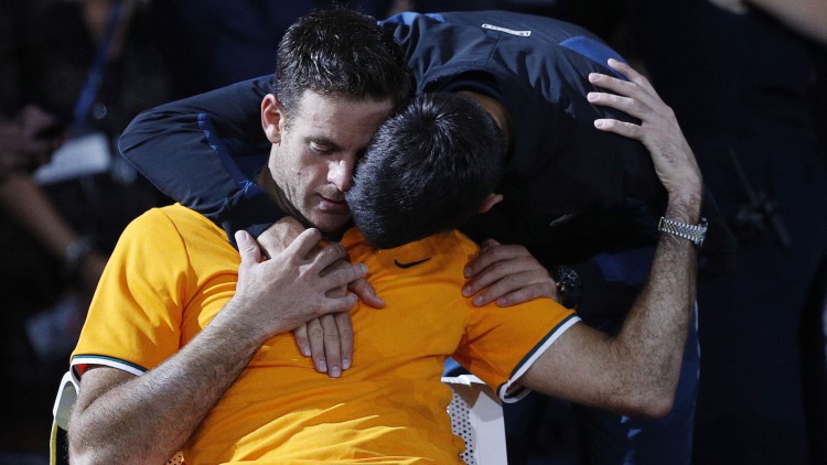 Gesto de gran campeón de Djokovic: consoló a un Del Potro abatido tras la derrota