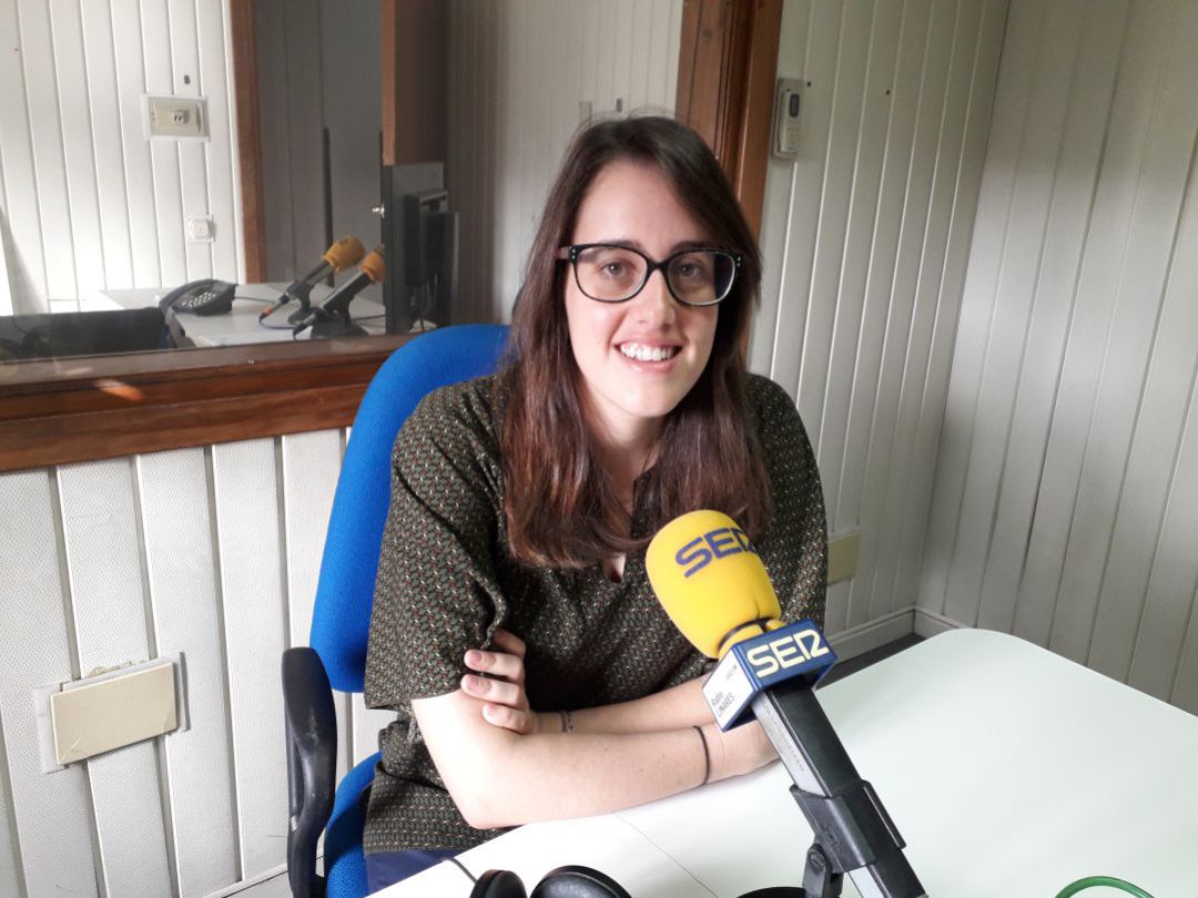 Clarie Delgado, veterinaria. Clarie Delgado, veterinaria.