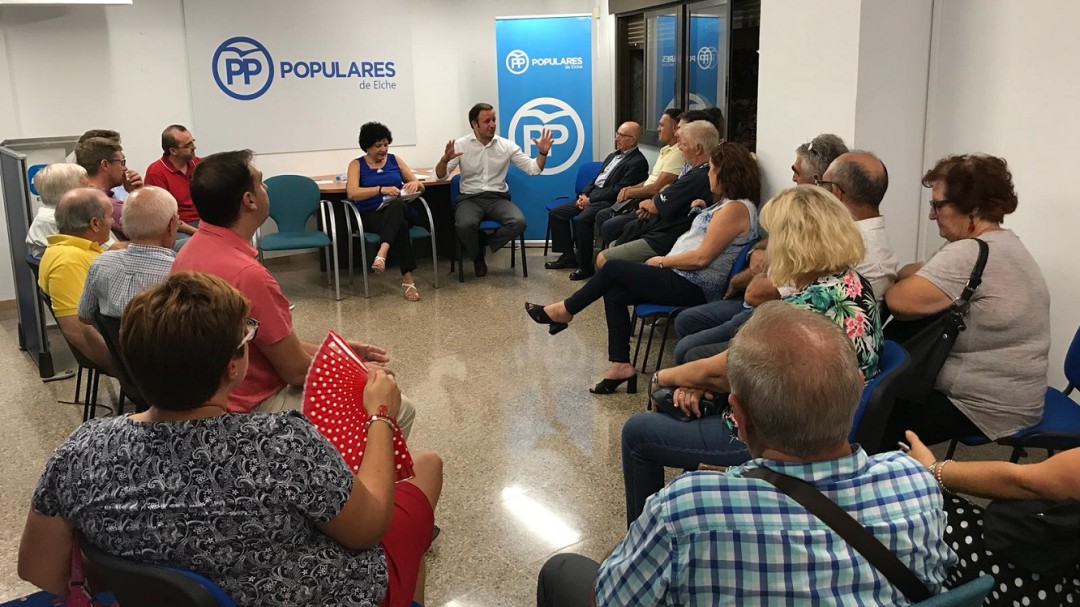 El PP presenta propuestas a los pedáneos