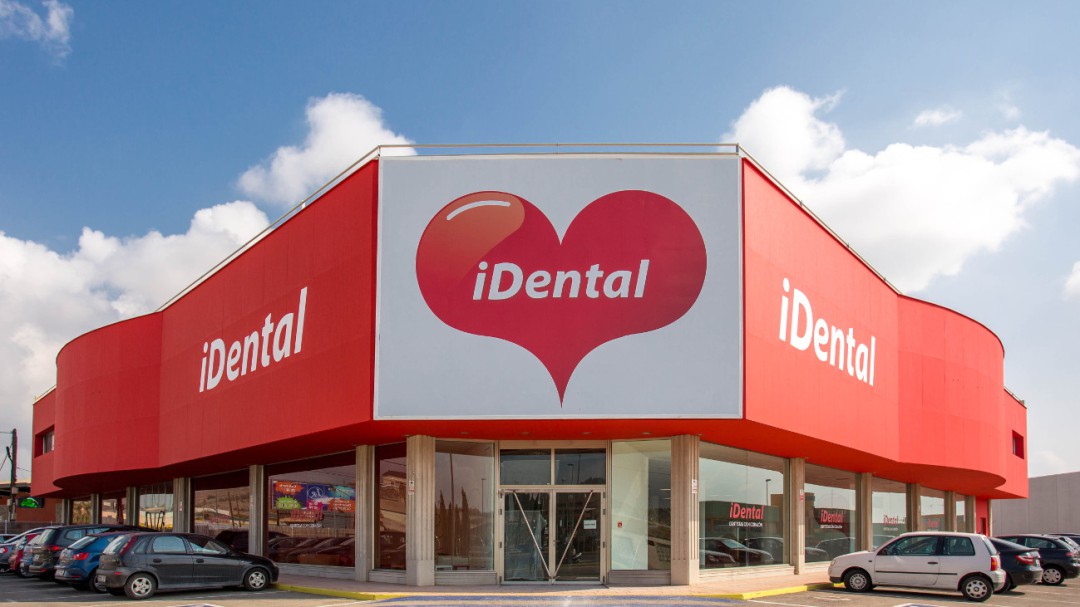 El juez cita a las comunidades para pactar la atención sanitaria que recibirán los afectados de iDental