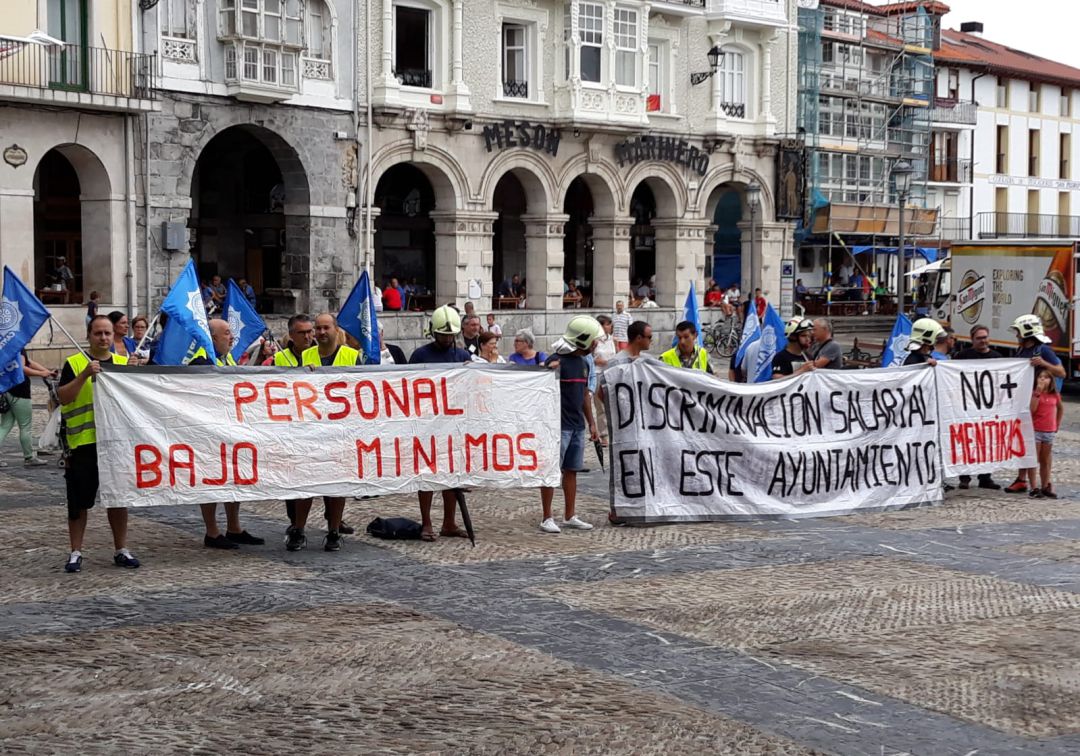 CastroVerde dice que los sindicatos no han respaldado su plan para los bomberos