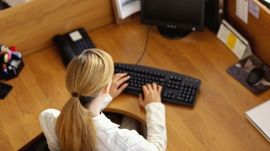 Casi 300 empleados públicos se forman en teletrabajo y la nueva ley contratos Casi 300 empleados públicos se forman en teletrabajo y la nueva ley contratos