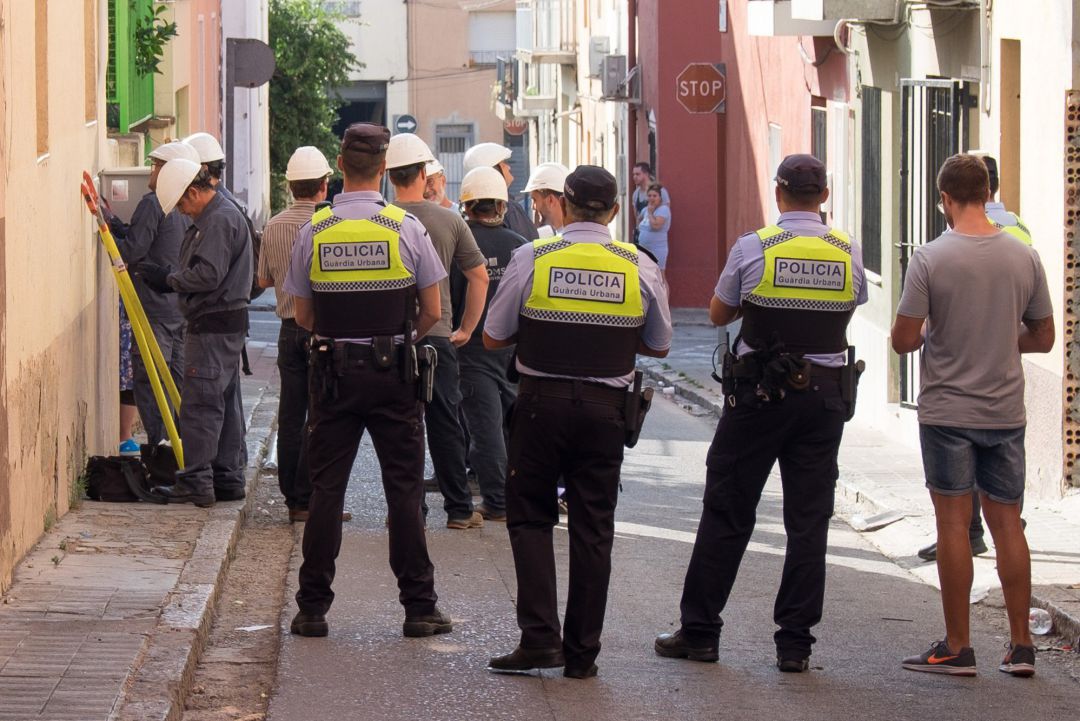 La Guardia Urbana en el ayuntamiento de Figueres La Guardia Urbana en el ayuntamiento de Figueres