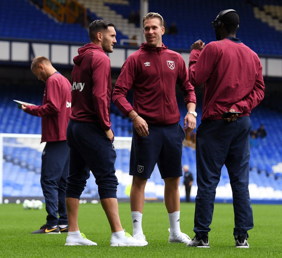 El West Ham en el césped del Goodison Park antes de su partido contra el Everton El West Ham en el césped del Goodison Park antes de su partido contra el Everton