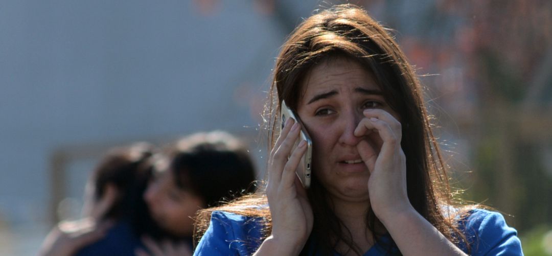 La Policía Nacional anima a denunciar los delitos que suframos en Internet. La Policía Nacional anima a denunciar los delitos que suframos en Internet.
