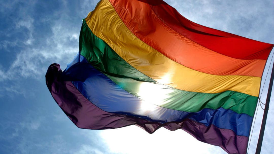 Rumanía celebrará referéndum en octubre para impedir matrimonios del mismo sexo Rumanía celebrará referéndum en octubre para impedir matrimonios del mismo sexo