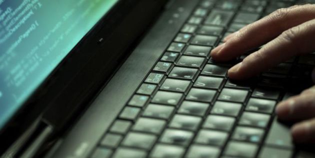 Condenado un policía por espiar a su expareja usando bases de datos policiales Condenado un policía por espiar a su expareja usando bases de datos policiales