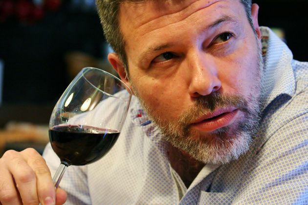 Quequé, después de asistir al Sonorama 10 años seguidos, ya es un gran experto en vino. Quequé, después de asistir al Sonorama 10 años seguidos, ya es un gran experto en vino.