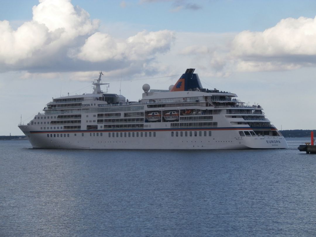El crucero Europa fue el primero que atracó en Viveiro. El crucero Europa fue el primero que atracó en Viveiro.