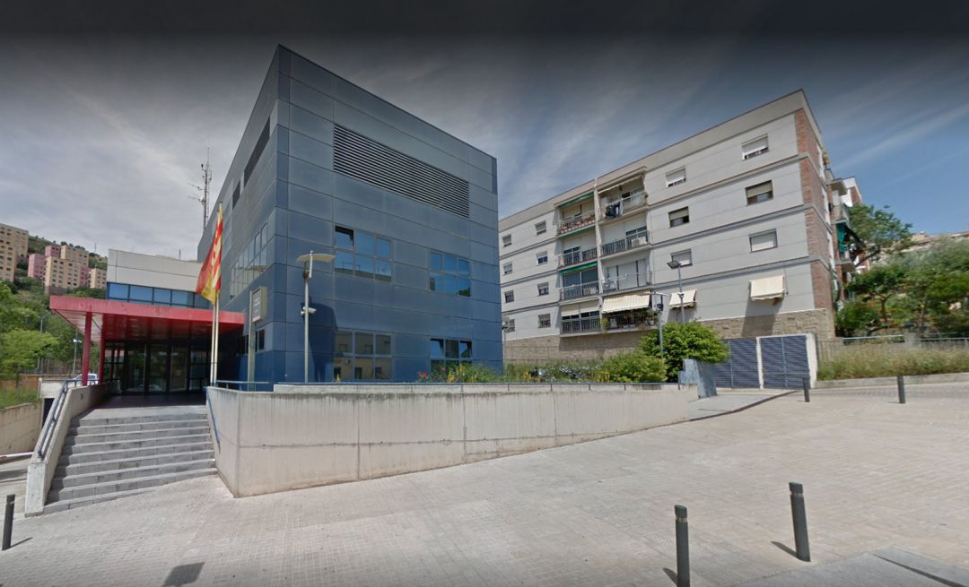 La comissaria dels Mossos a Santa Coloma de Gramenet, un dels centres que fins ara havia acollit menors immigrants La comissaria dels Mossos a Santa Coloma de Gramenet, un dels centres que fins ara havia acollit menors immigrants