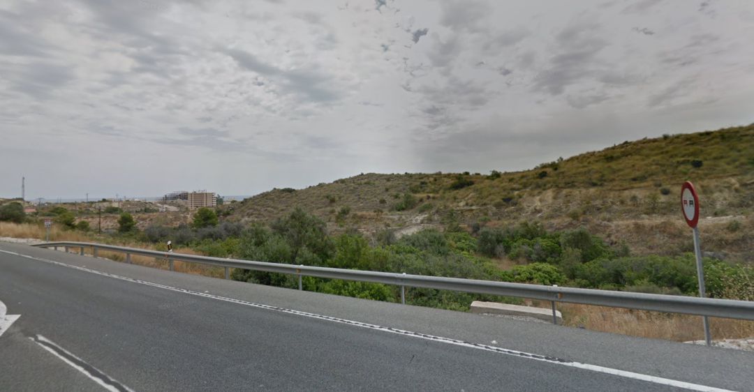 Kilómetro de la N-332 en el que se ha procudido el accidente Kilómetro de la N-332 en el que se ha procudido el accidente