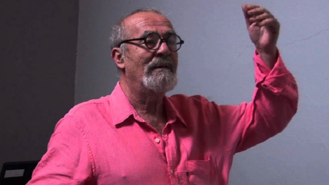José Luis Ortiz Nuevo: "La Bienal tiene el rumbo perdido, se hace según criterios políticos"