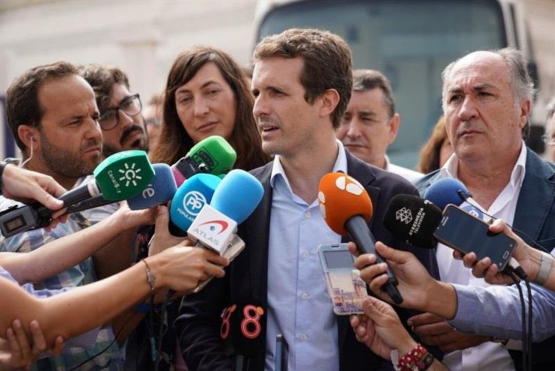 Casado, tras la decisión de Fiscalía de no investigar su máster: "Montón tenía razón, no todos somos iguales" Casado, tras la decisión de Fiscalía de no investigar su máster: "Montón tenía razón, no todos somos iguales"