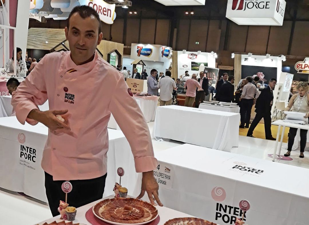 Fernando López, en el concurso de cortadores de jamón Fernando López, en el concurso de cortadores de jamón