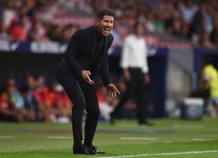 Simeone, durante el partido Simeone, durante el partido