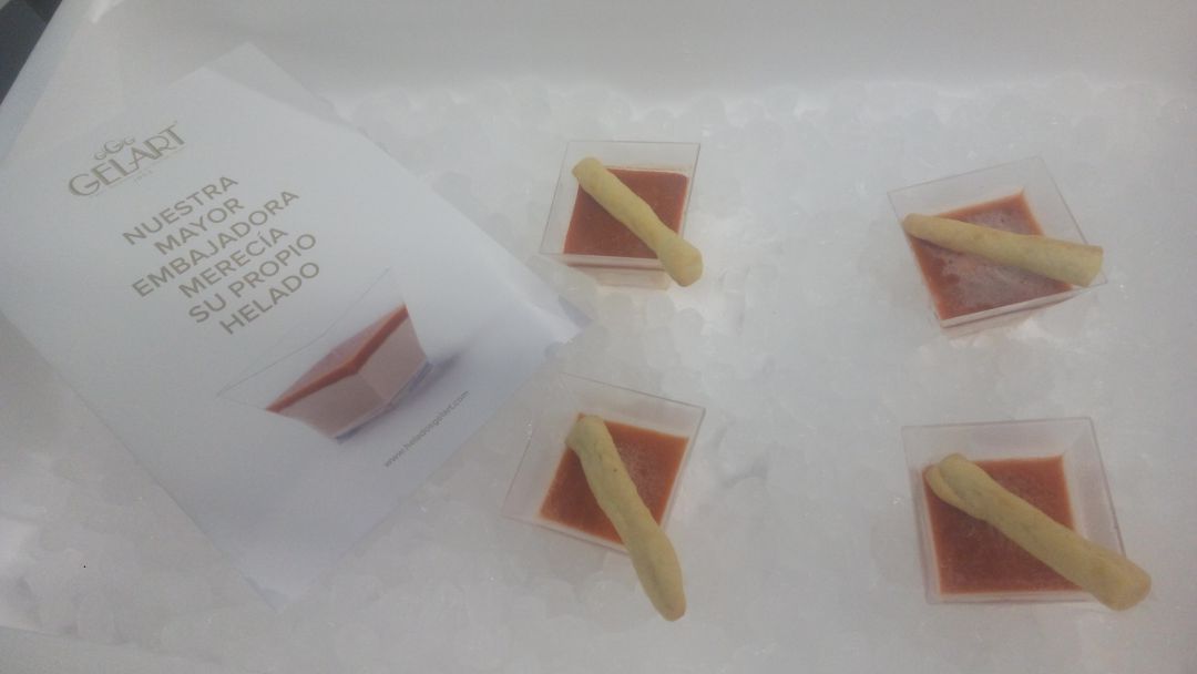 Helado de gamba roja de Dénia, elaborado por la empresa local Gelart. Helado de gamba roja de Dénia, elaborado por la empresa local Gelart.