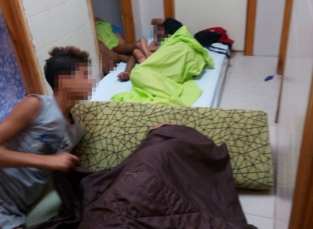 La Comunidad culpa también a Sánchez del hacinamiento en el centro de menores de Hortaleza La Comunidad culpa también a Sánchez del hacinamiento en el centro de menores de Hortaleza
