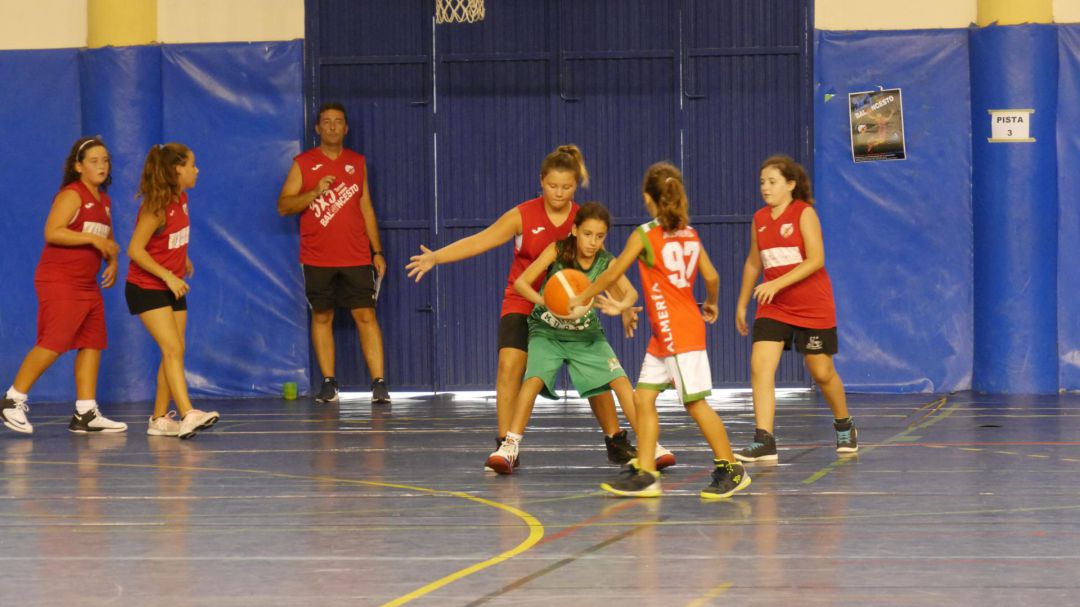 Práctica deportiva en Adra. Práctica deportiva en Adra.