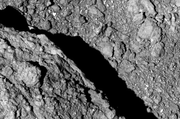 Los rovers MINERVA-II; el Rover-1A y el Rover-1B, fueron desplegados el pasado 21 de septiembre. Los rovers MINERVA-II; el Rover-1A y el Rover-1B, fueron desplegados el pasado 21 de septiembre.