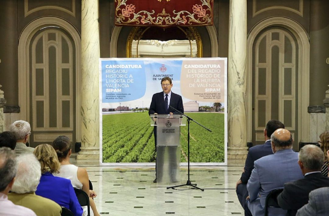 XImo Puig en un acto en el ayuntamiento XImo Puig en un acto en el ayuntamiento