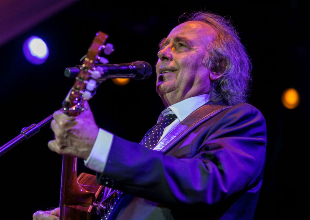 Serrat llega este sábado a Málaga con su gira Mediterráneo Da Capo: La agenda de lo que no te puedes perder este "finde" Serrat llega este sábado a Málaga con su gira Mediterráneo Da Capo: La agenda de lo que no te puedes perder este "finde"