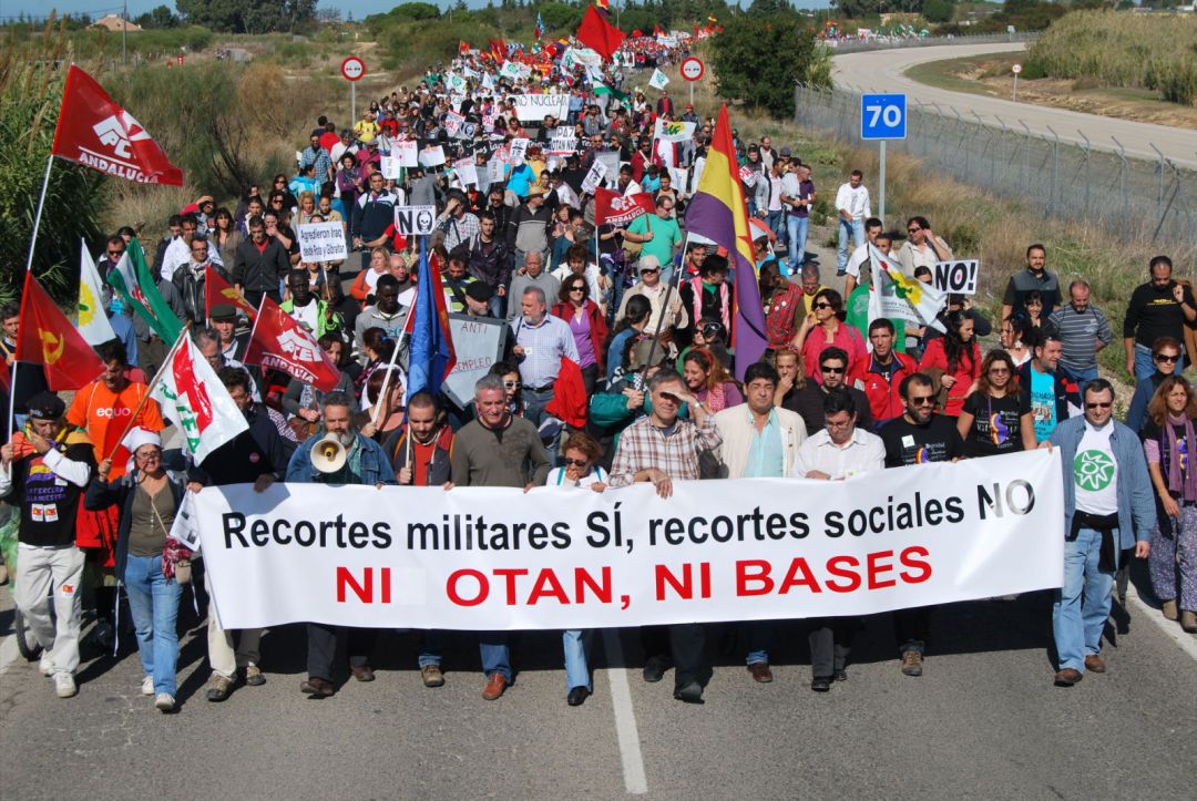 Una edición anterior de la marcha contra la base de Rota Una edición anterior de la marcha contra la base de Rota