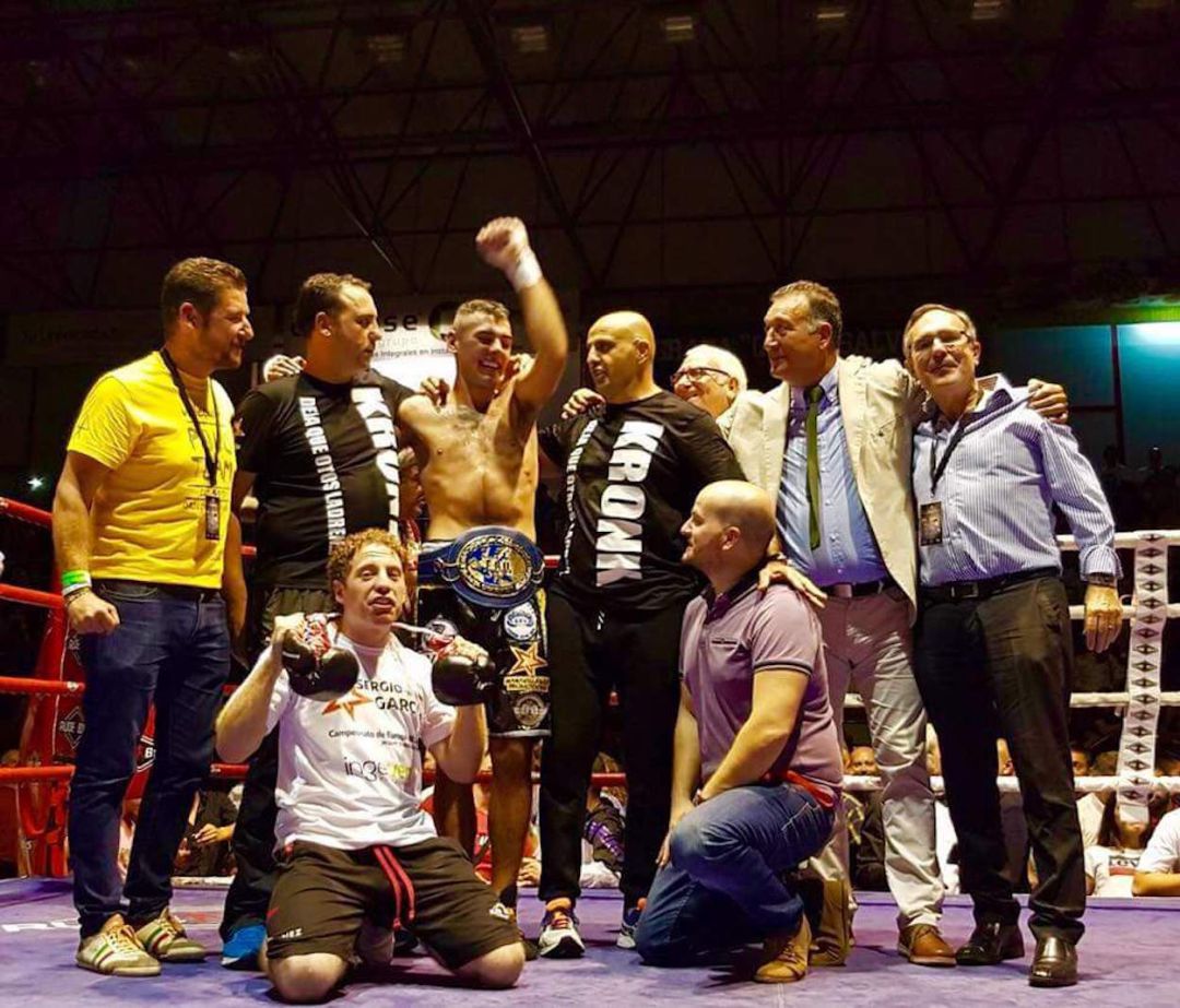 Celebracion en el ring Celebracion en el ring