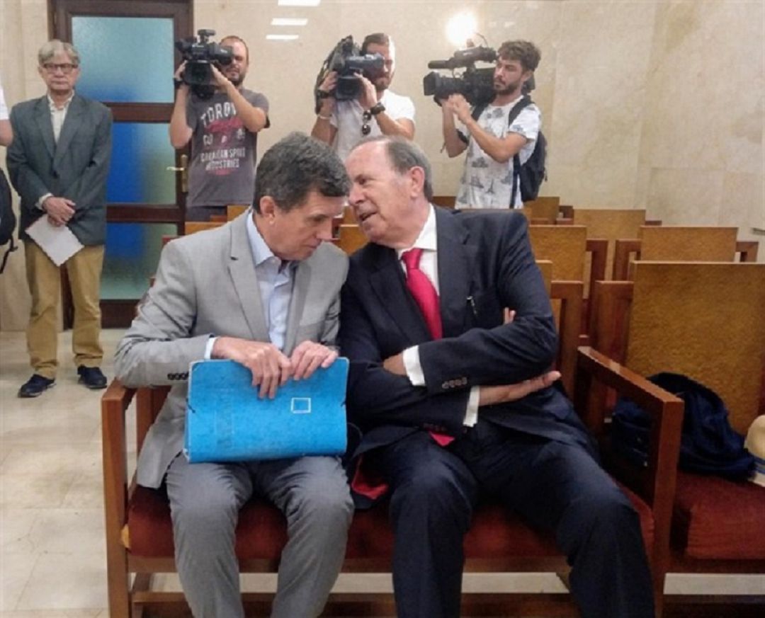 Matas admite la financiación irregular del PP balear Matas admite la financiación irregular del PP balear
