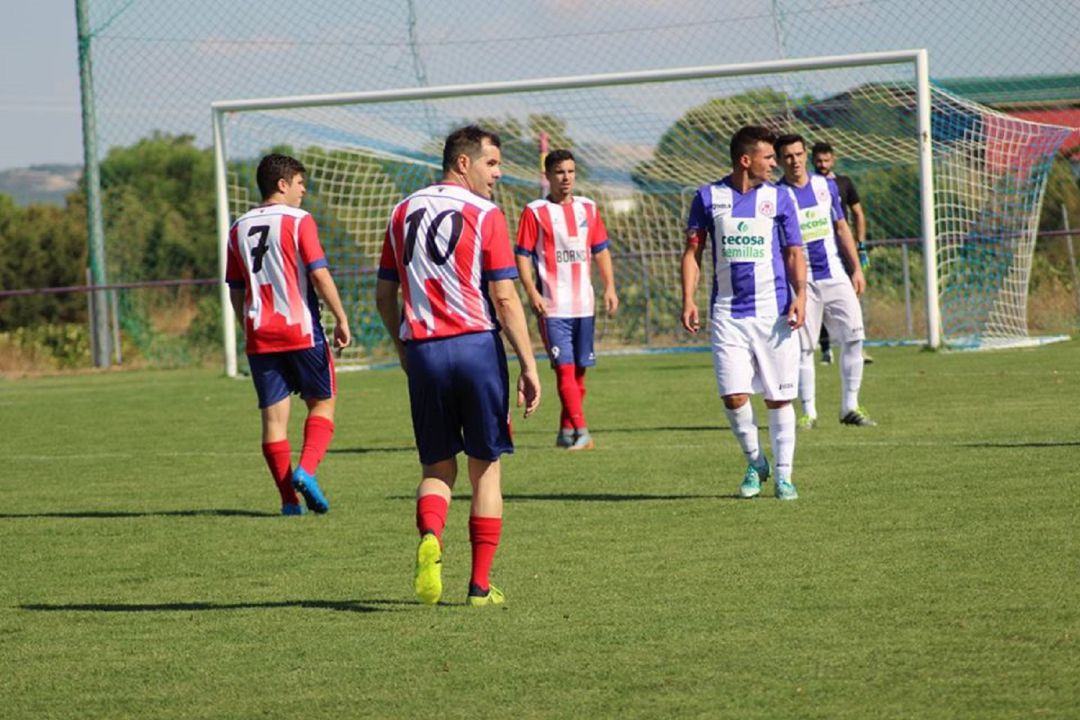 Instantánea del partido entre Rayo Cenobia y Gimnástica Medinense Instantánea del partido entre Rayo Cenobia y Gimnástica Medinense
