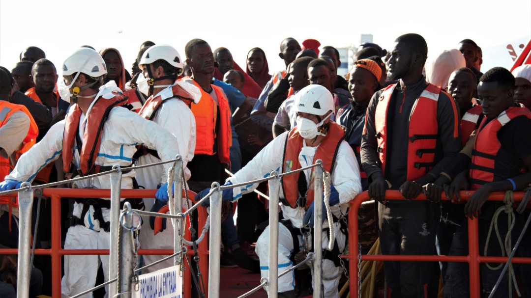 Salvamento rescata a más de medio millar de personas en el Mar de Alborán