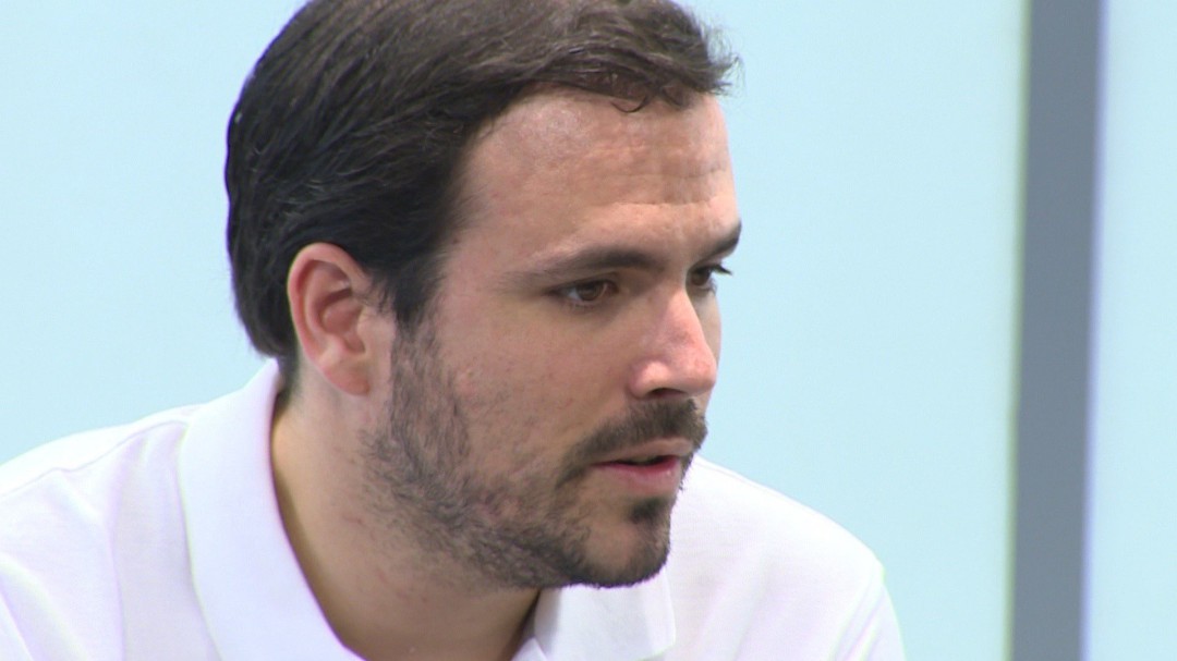 IU registra la petición de comparecencia del excomisario Villarejo en el Congreso