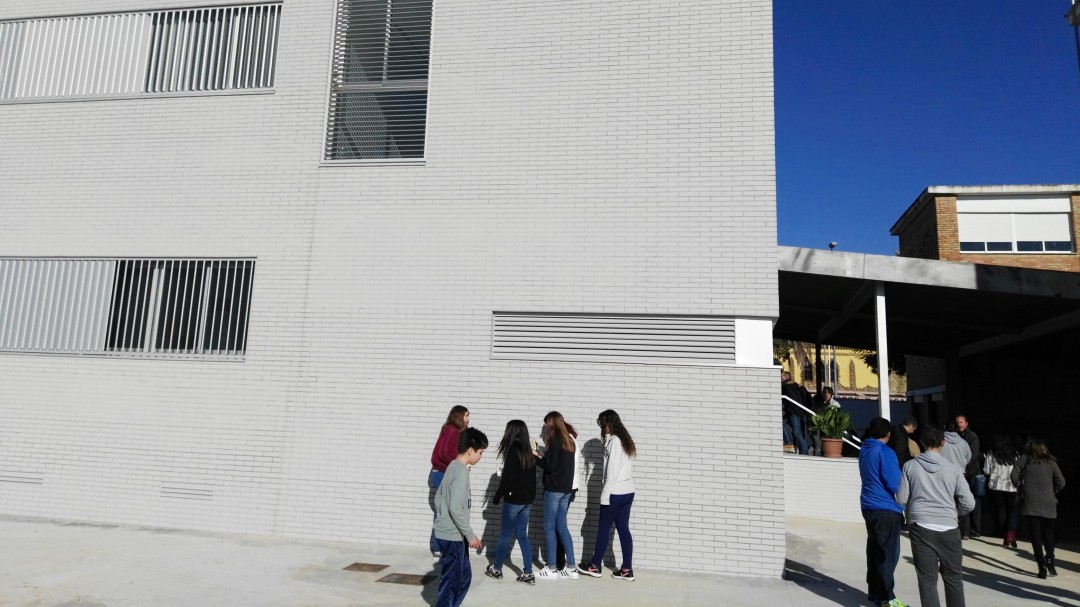 Adjudicado el suministro de electricidad a las dependencias municipales y colegios