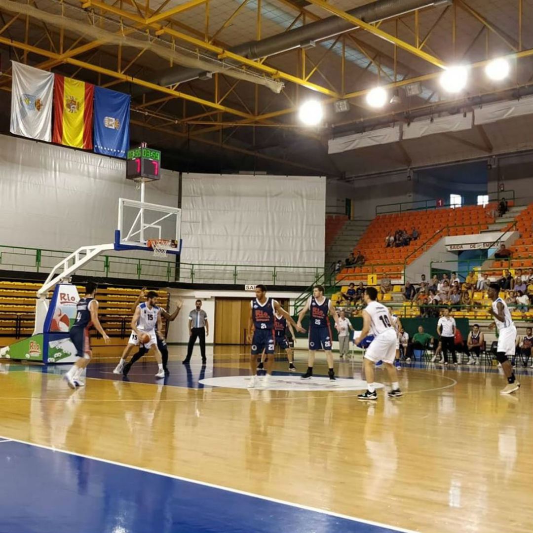 El Club Ourense Baloncesto,disputará el primer partido de liga, en la cancha del Granada. El Club Ourense Baloncesto,disputará el primer partido de liga, en la cancha del Granada.