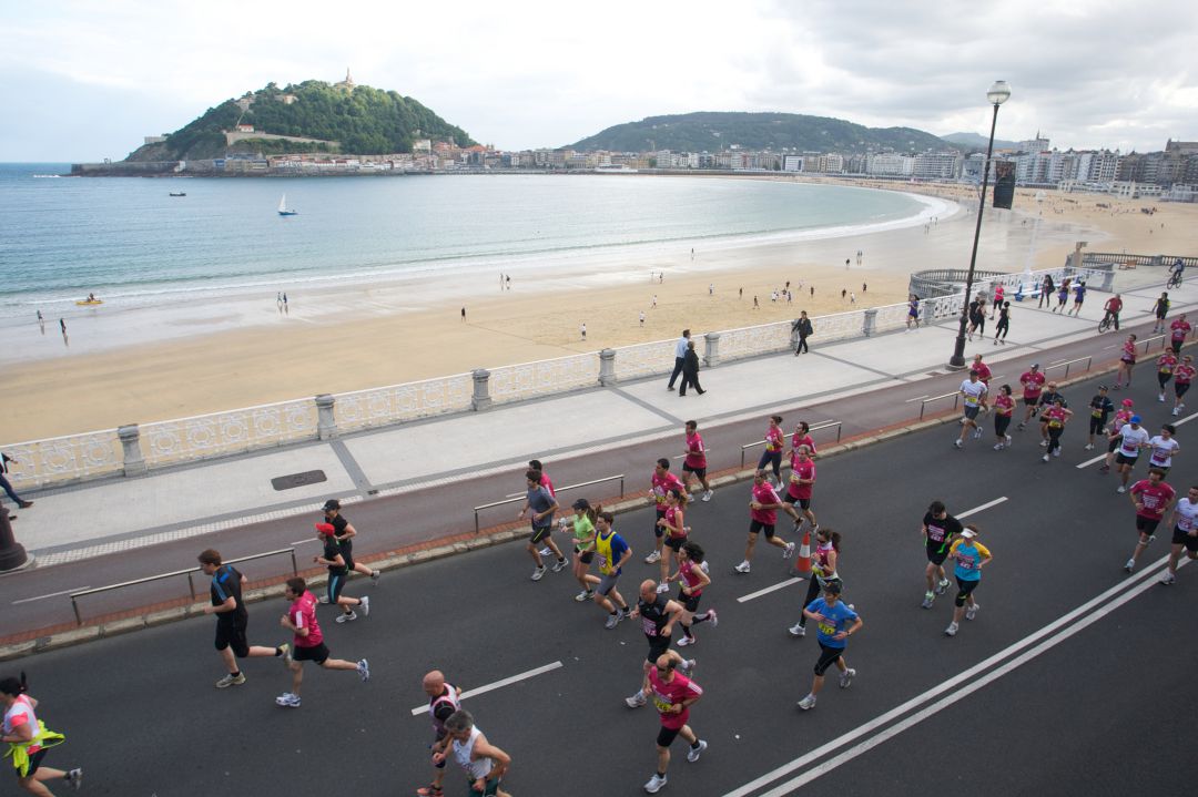 Imagen de una prueba deportiva en la que Atzegi propone que colaboren voluntarios con discapacidad intelectual. Imagen de una prueba deportiva en la que Atzegi propone que colaboren voluntarios con discapacidad intelectual.