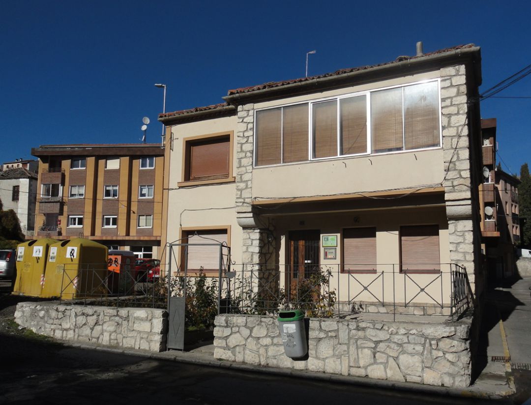 Edificio que alberga la sede de la Comunidad de Villa y Tierra de Cuéllar y del grupo de acción local Honorse que será reformado a partir del 22 de octubre. Edificio que alberga la sede de la Comunidad de Villa y Tierra de Cuéllar y del grupo de acción local Honorse que será reformado a partir del 22 de octubre.