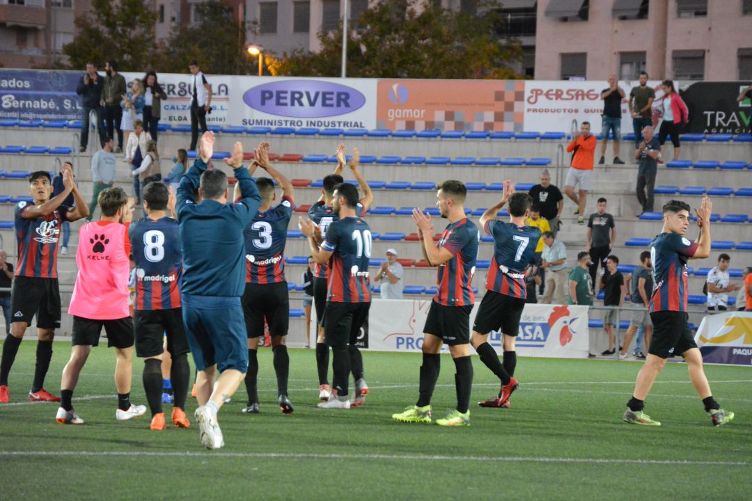 El Eldense suma tres puntos frente al Orihuela C.F. El Eldense suma tres puntos frente al Orihuela C.F.