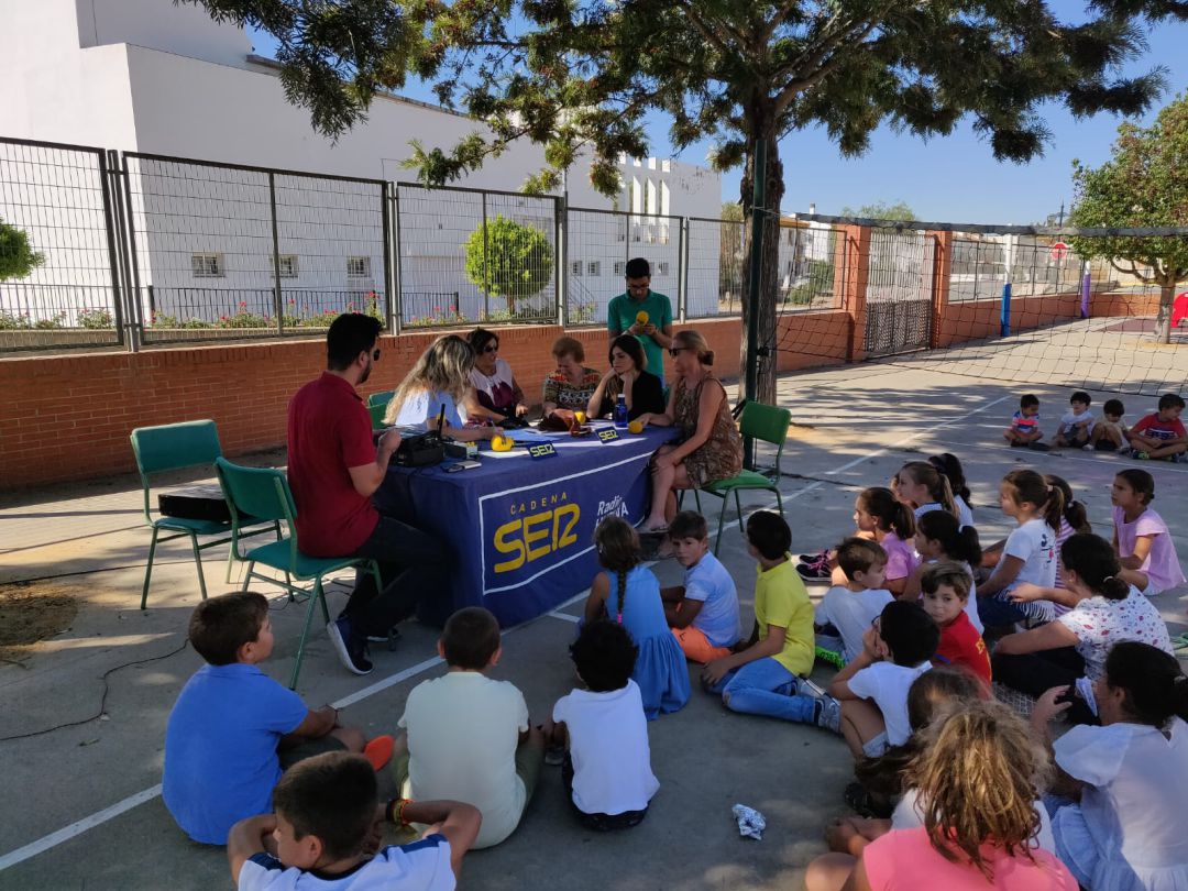 Hoy por Hoy Huelva desde el Colegio Público de El Almendro Hoy por Hoy Huelva desde el Colegio Público de El Almendro