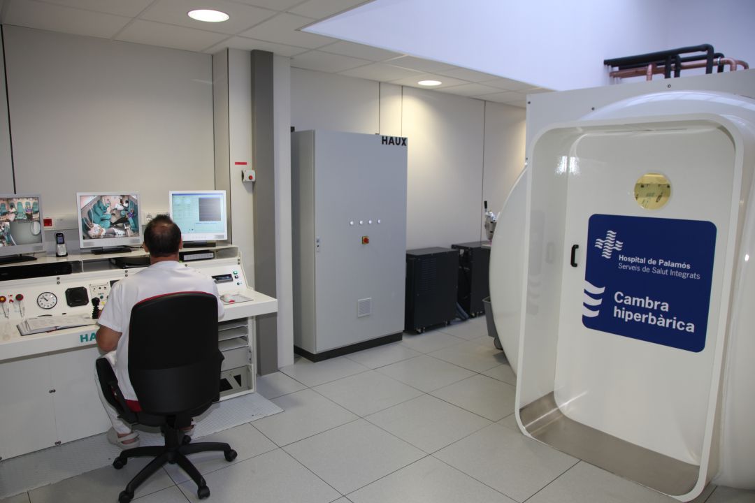 La cambra hiperbàrica La cambra hiperbàrica
