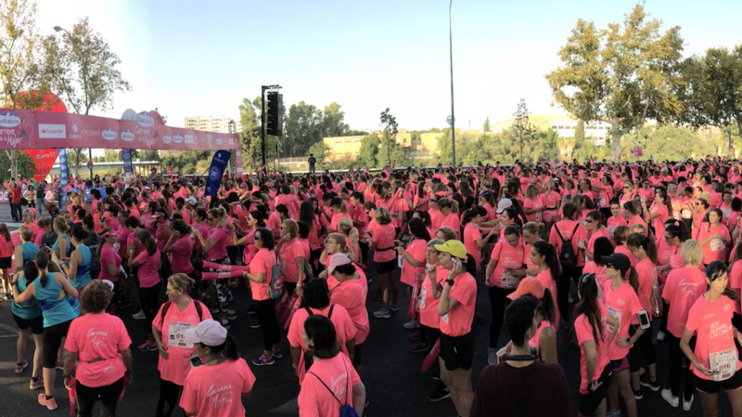 La marea rosa ha vuelto a tomar Vitoria este domingo