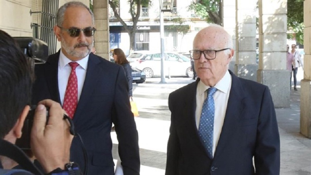 La Fiscalía pide dos años de cárcel para el psiquiatra sevillano Javier Criado