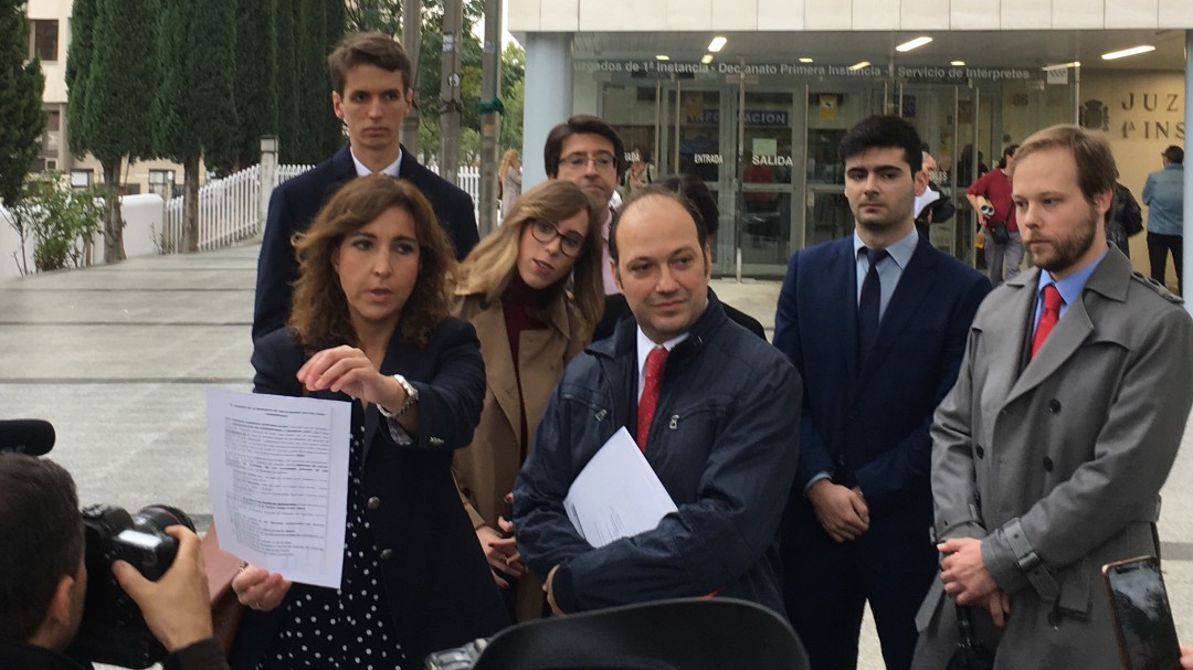OCU presenta una demanda colectiva contra Facebook