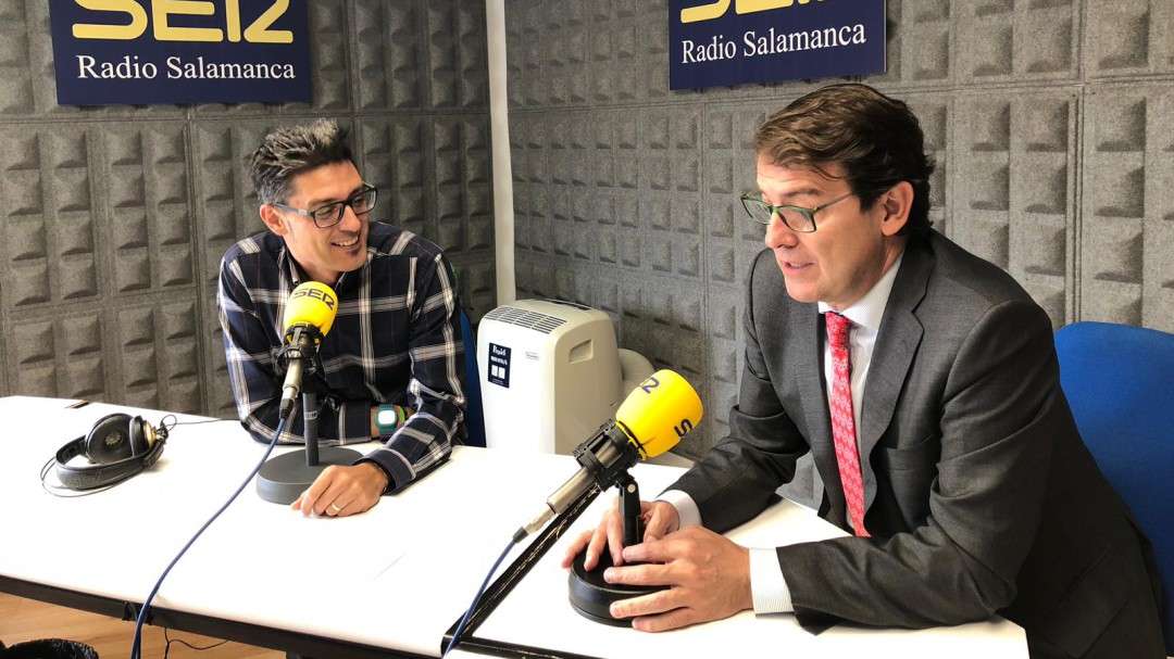 Dejaré la alcaldía cuando no pueda compatibilizarla con la candidatura a la Junta
